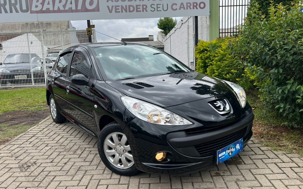 Peugeot 207 XR 1.4 Flex 8V 5p na cor Preto em Curitiba / PR - 767478